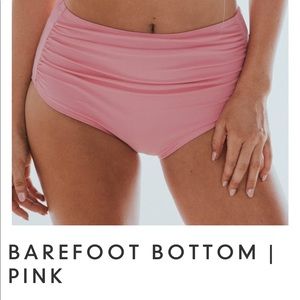 NWT Coral Reef Barefoot Bottom in Pink size Medium